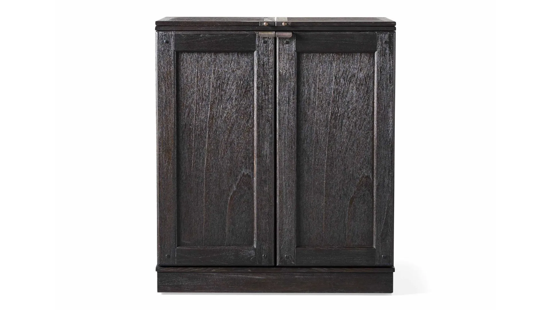 Arched Manor Sutter Bar Cabinet 1