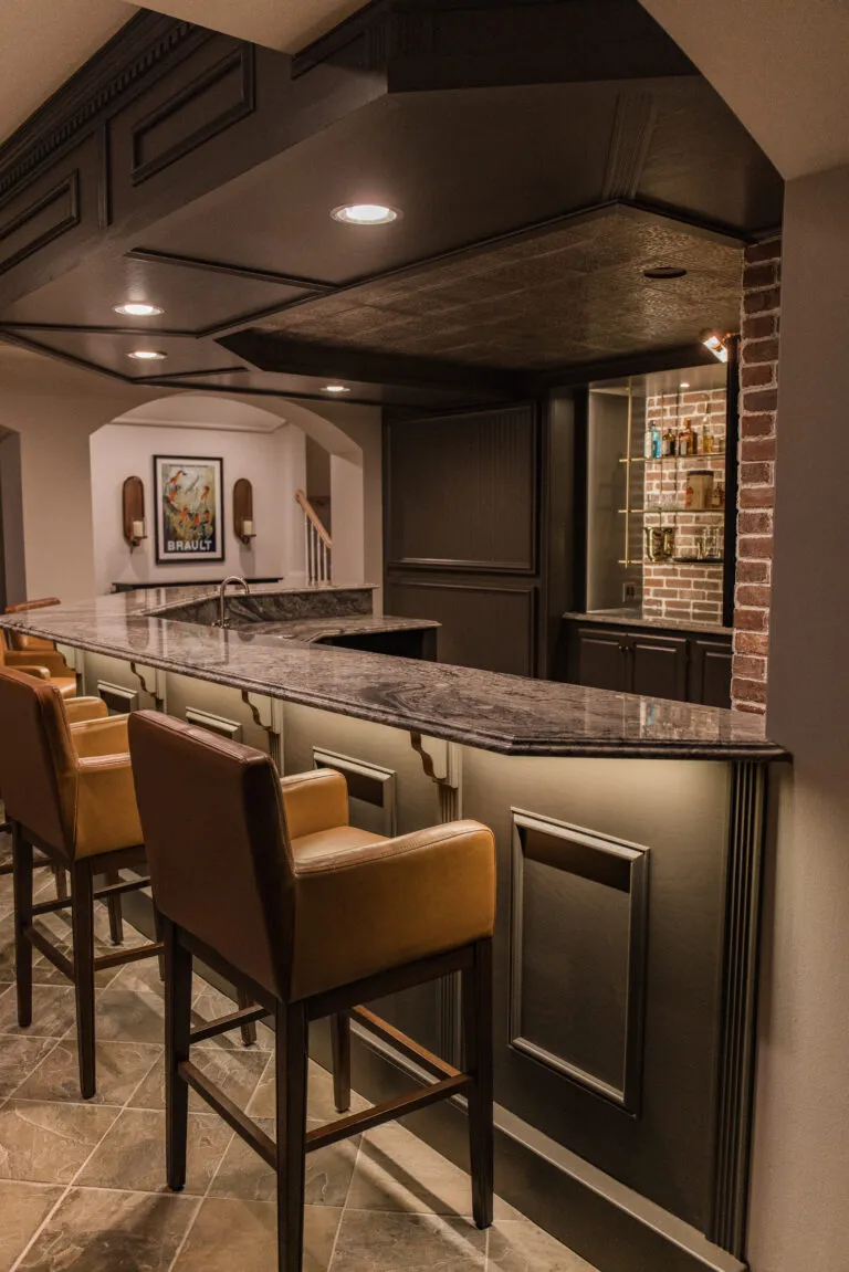 Basement Bar -4320