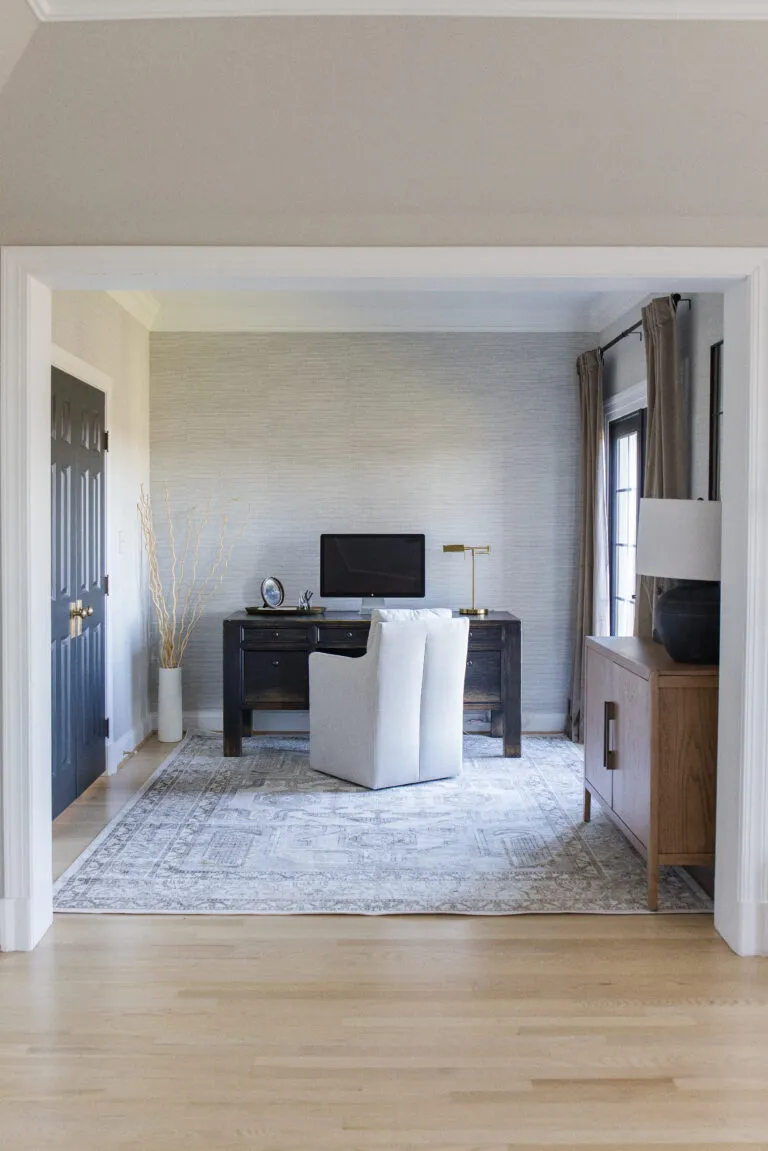 Megan's Office-7850