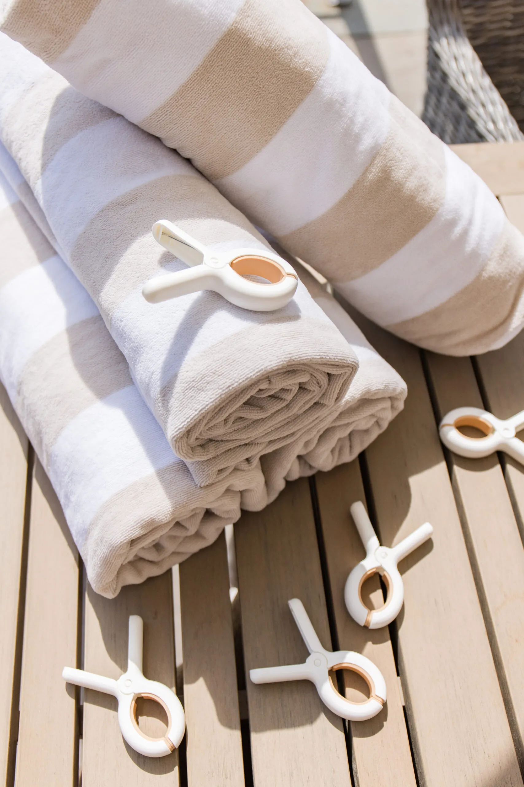 beach towel and beach chair towel clips