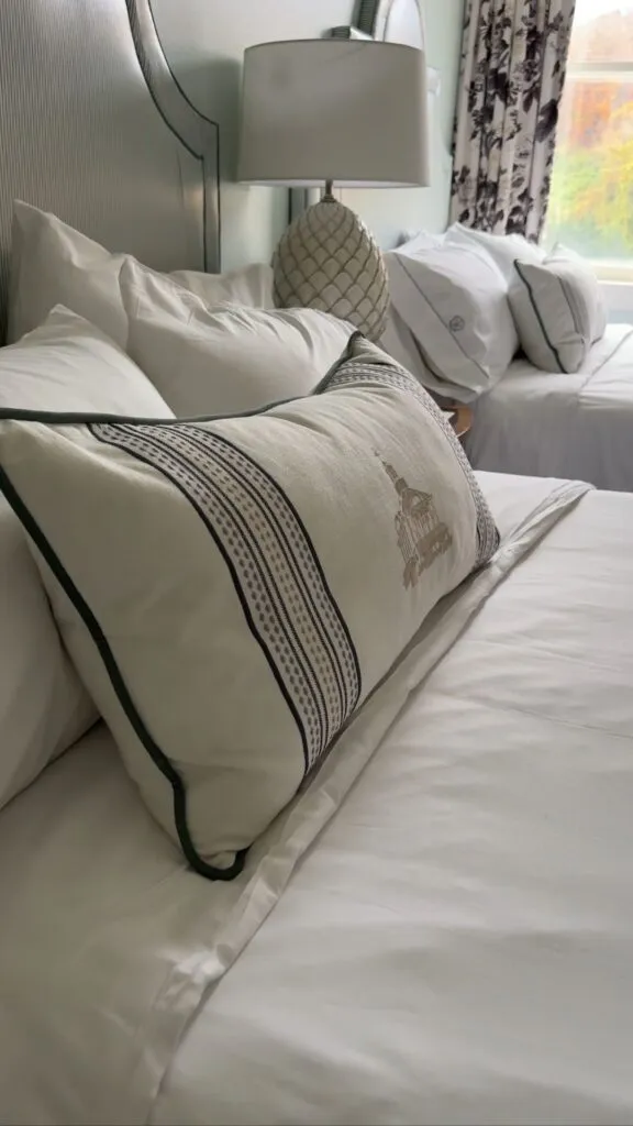 The bed, pillows, and bedding were extremely comfortable