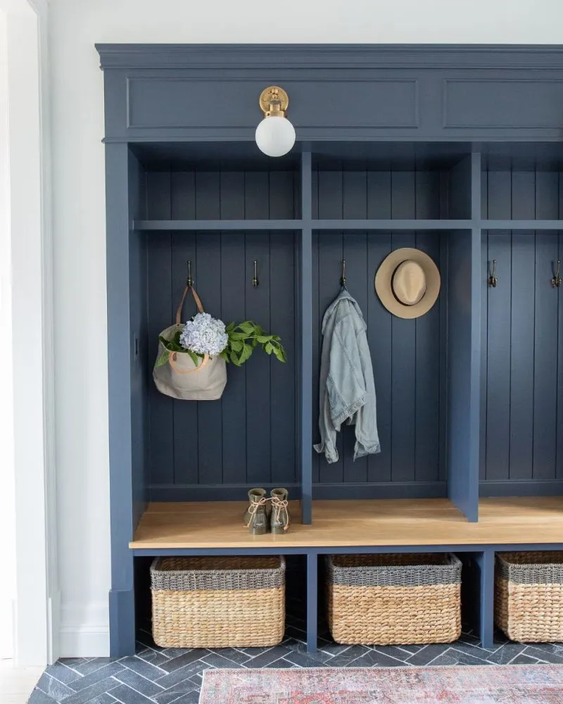 Hale Navy by Benjamin Moore